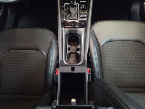 Used 2024 Jeep Compass Latitude image 17