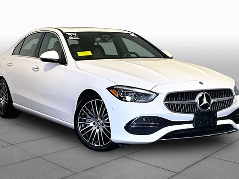 Used 2022 Mercedes-Benz C 300 4MATIC Sedan image 3