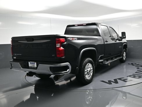 Used 2021 Chevrolet Silverado 2500 LT w/ Convenience Package AWD/4WD image 9