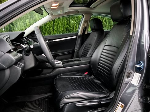 Used 2018 Honda Civic EX image 7