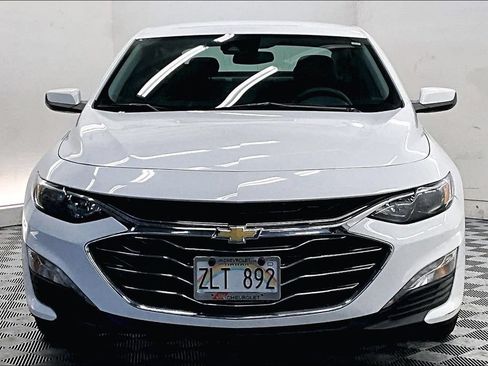 Used 2024 Chevrolet Malibu LT FWD image 2