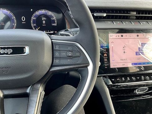 New 2026 Jeep Grand Cherokee Altitude AWD/4WD image 20