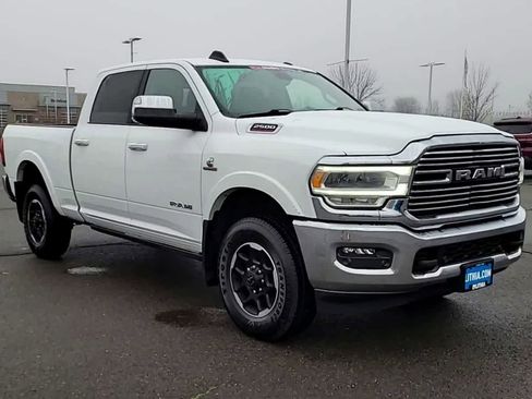Used 2022 RAM 2500 Laramie image 2