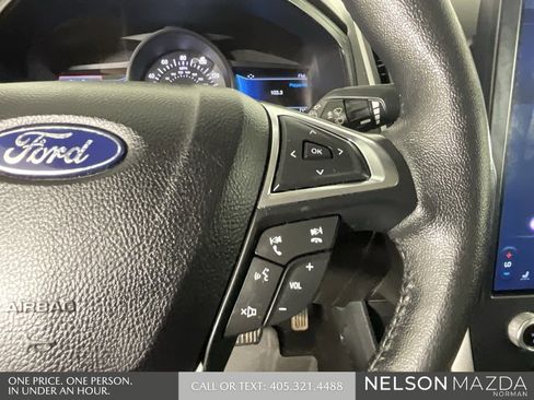 Used 2022 Ford Edge SEL image 44