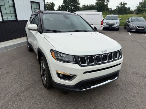 Used 2019 Jeep Compass Limited AWD/4WD image 4