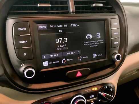 Used 2025 Kia Soul LX image 6