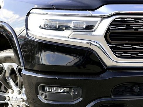 Used 2020 RAM 1500 Limited image 7