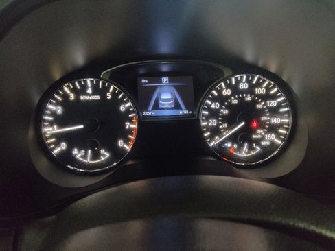 Used 2017 Nissan Pathfinder S FWD image 23