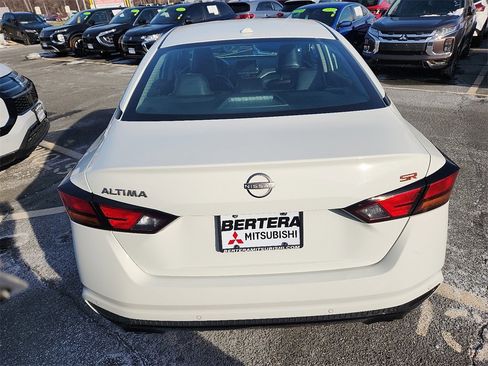 Used 2023 Nissan Altima 2.5 SR image 5