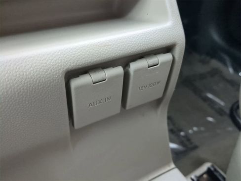 Used 2009 MAZDA MAZDA5 Grand Touring image 28