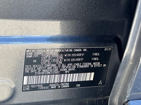 Used 2021 Toyota RAV4 LE image 33