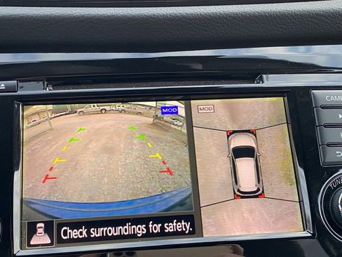 Used 2018 Nissan Rogue SL image 15