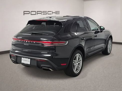 Certified 2023 Porsche Macan AWD/4WD image 7