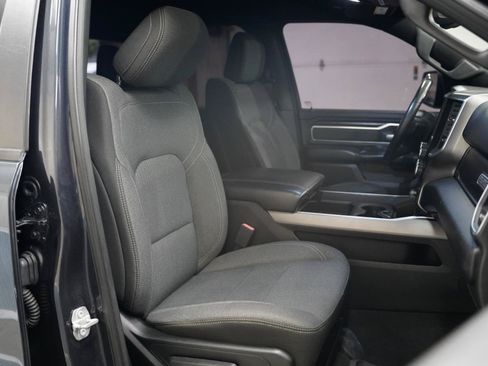 Used 2019 RAM 1500 Big Horn AWD/4WD image 25