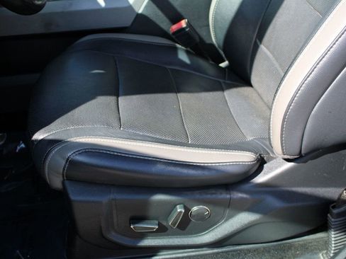 Used 2018 Ford F150 Raptor w/ Equipment Group 802A Luxury image 40