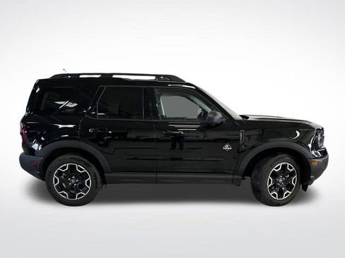 Certified 2025 Ford Bronco Sport Outer Banks w/ Outer Banks Tech Package+ image 2