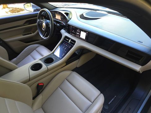 Used 2023 Porsche Taycan 4 Cross Turismo w/ Premium Package image 22