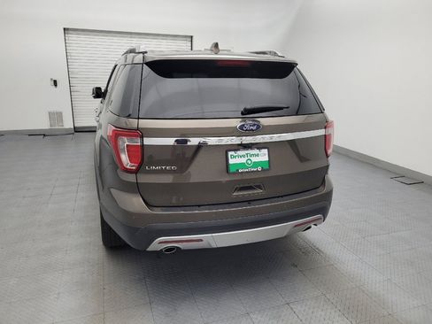 Used 2016 Ford Explorer Limited w/ Equipment Group 301A FWD image 6