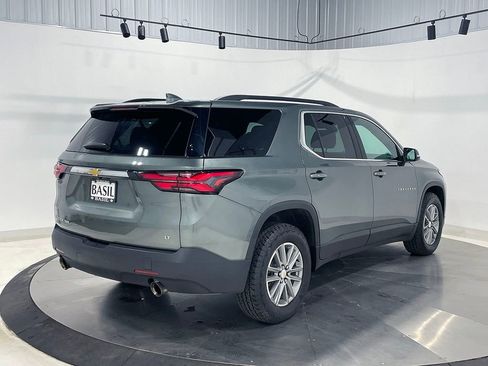 Used 2022 Chevrolet Traverse LT AWD/4WD image 11