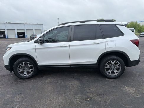 Used 2023 Honda Passport TrailSport image 6