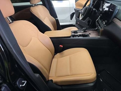 Used 2024 Lexus RX 350 Premium w/ Accessory Package (Z1) AWD/4WD image 5