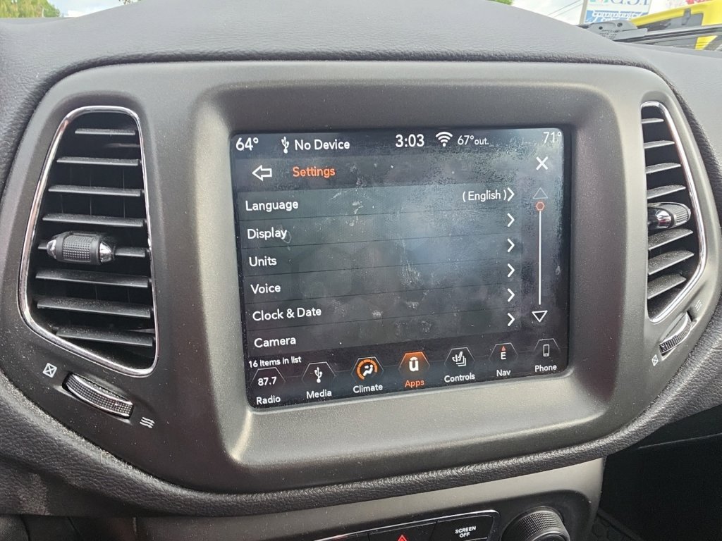 Used 2019 Jeep Compass Trailhawk w/ Leather Interior Group AWD/4WD image 7