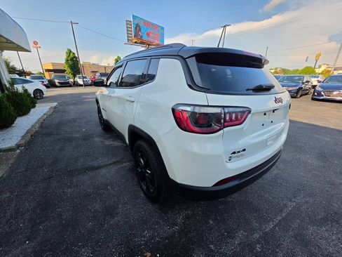 Used 2021 Jeep Compass Latitude AWD/4WD image 28