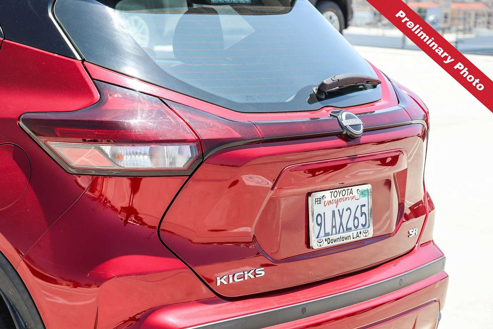 Used 2022 Nissan Kicks SR FWD image 10