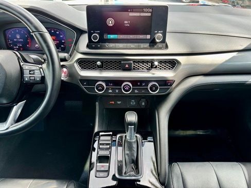 Certified 2023 Acura Integra image 17