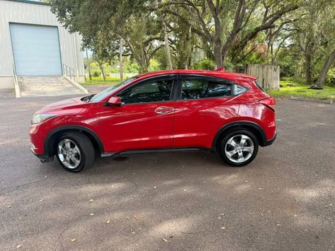 Used 2016 Honda HR-V LX image 8