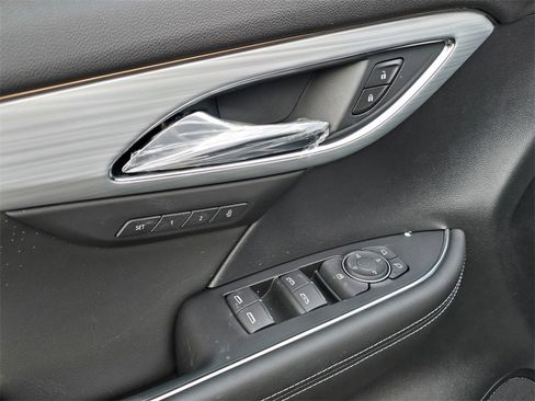 New 2026 Buick Envision Avenir image 12