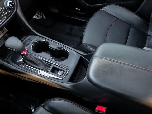 Used 2023 Chevrolet Equinox RS w/ RS Leather Package image 25