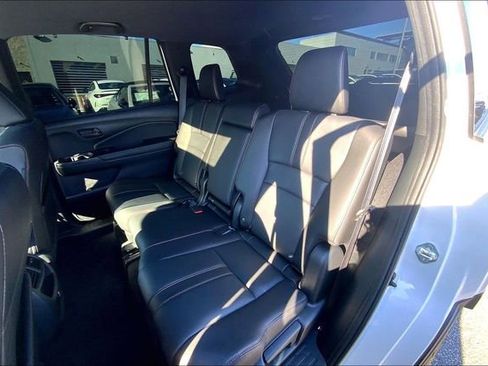 Used 2023 Honda Passport TrailSport image 17