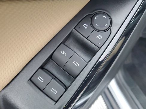 Used 2025 Chevrolet Equinox ACTIV image 29