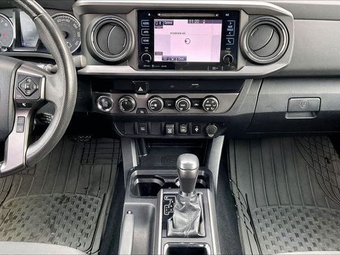 Used 2019 Toyota Tacoma TRD Off-Road image 7