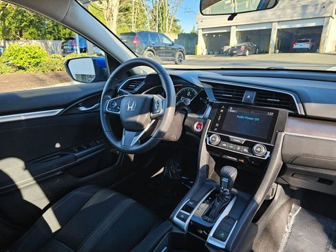 Used 2017 Honda Civic EX image 10
