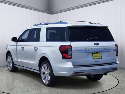 Used 2023 Ford Expedition Max Platinum AWD/4WD image 14