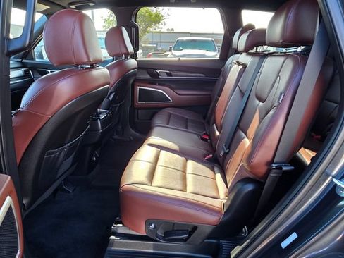 Used 2023 Kia Telluride EX AWD/4WD image 17