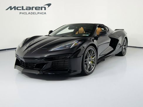 Used 2023 Chevrolet Corvette Z06 w/ Stealth Interior Trim Package image 2