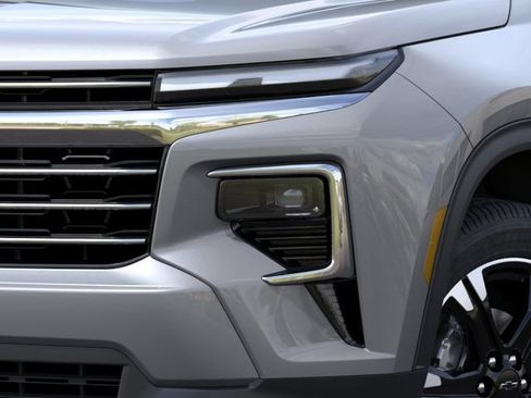 New 2027 Chevrolet Traverse LT w/ Sun and Wheel Package AWD/4WD image 10