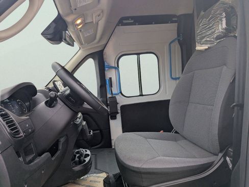 New 2025 RAM ProMaster 3500 FWD image 10