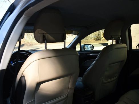 Used 2015 Ford Fusion Titanium image 32