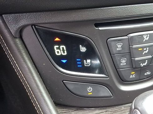 Used 2016 Buick Envision Premium AWD/4WD image 27