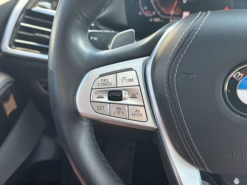 Used 2019 BMW X7 xDrive50i w/ Premium Package AWD/4WD image 30