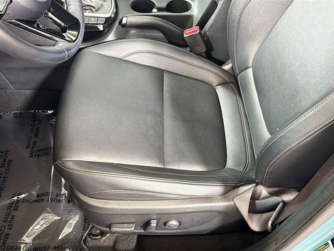 Used 2024 Kia Seltos EX FWD image 20
