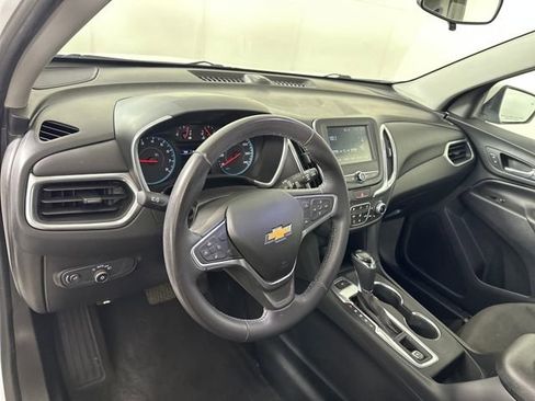 Used 2018 Chevrolet Equinox LT image 13