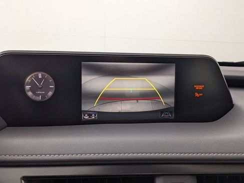 Used 2020 Lexus UX 250h w/ Premium Package AWD/4WD image 27