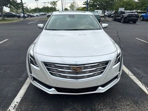 Used 2018 Cadillac CT6 Platinum AWD/4WD image 2