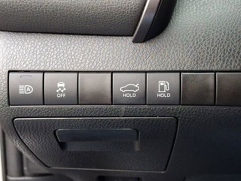 Certified 2022 Toyota Camry SE AWD/4WD image 25