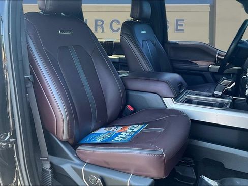Used 2016 Ford F150 Platinum w/ Equipment Group 701A Luxury AWD/4WD image 31